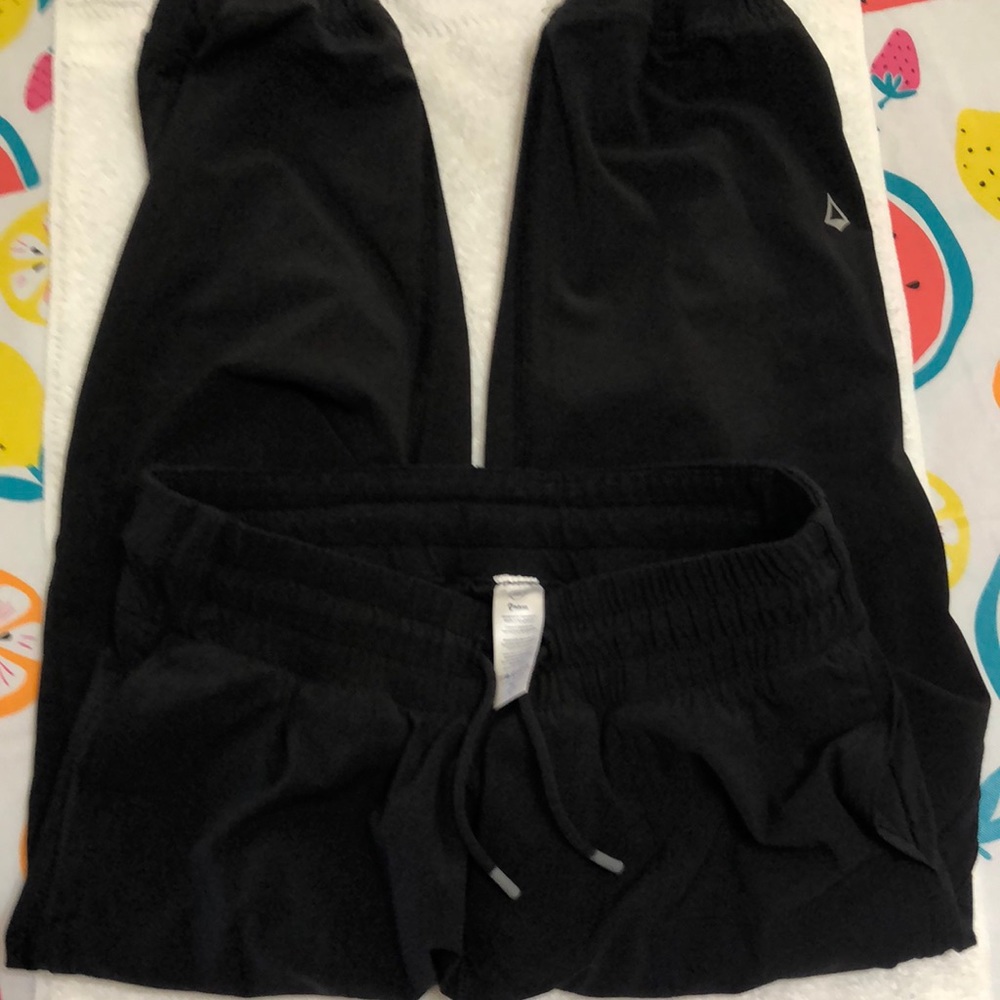 Ivivva crop lined size 10